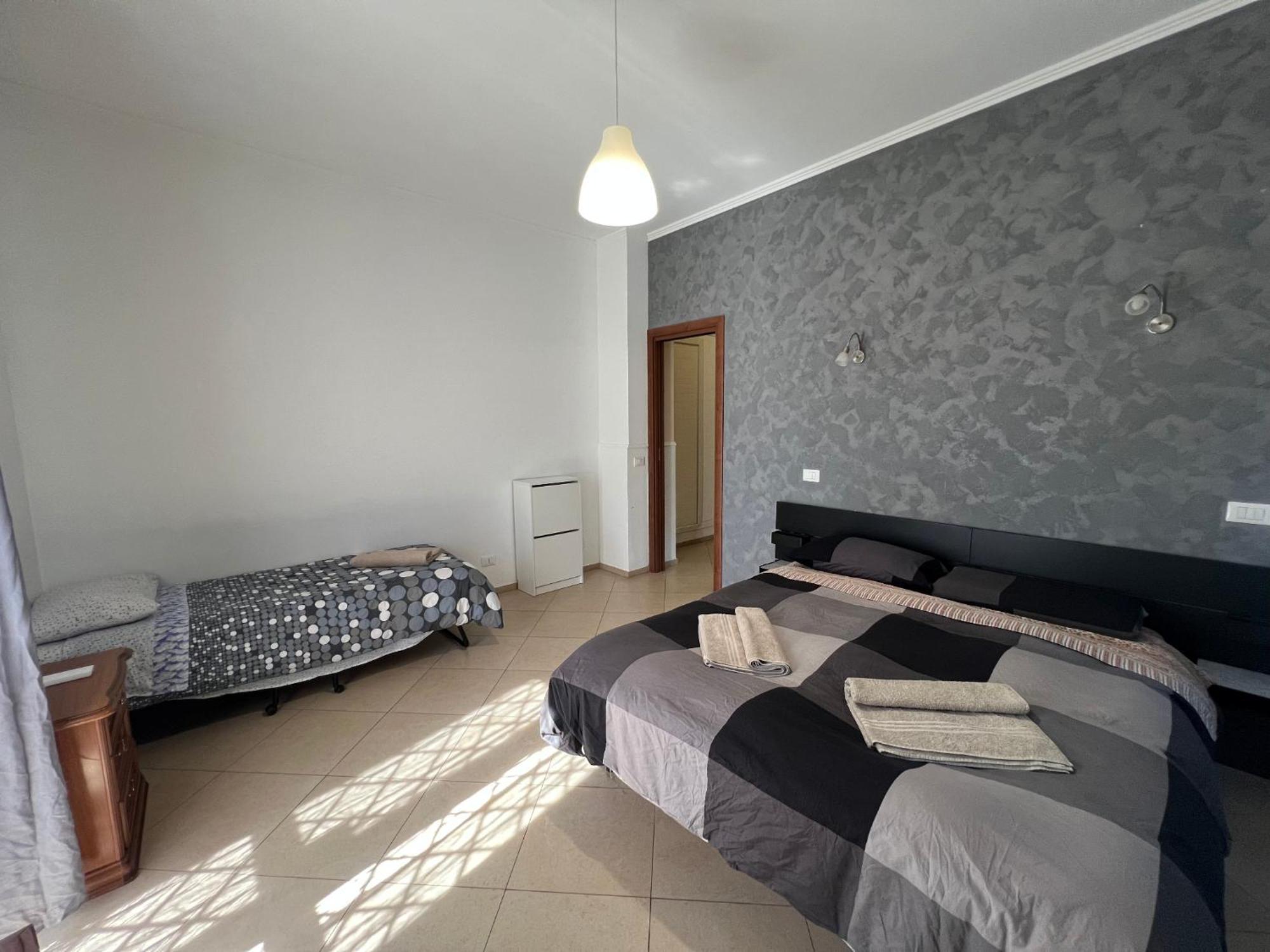 -5 Min From Bus Stop-Free Parking Exterior photo